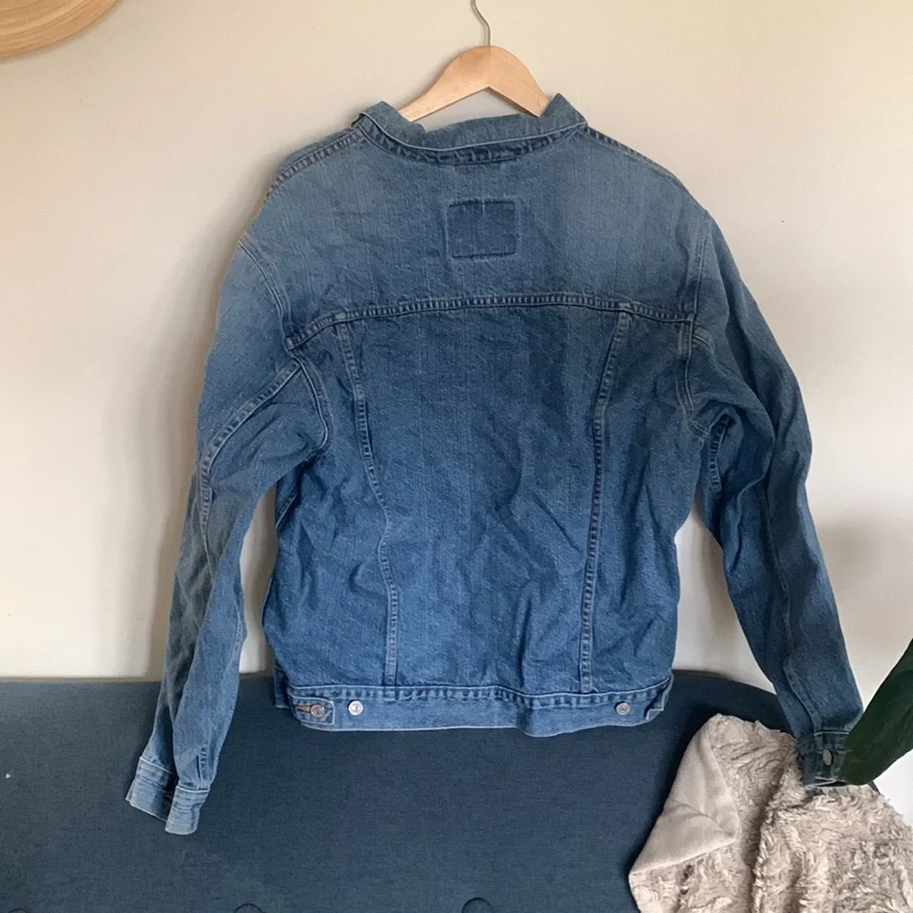Vintage Levi’s jean jacket - Picture 5 of 7